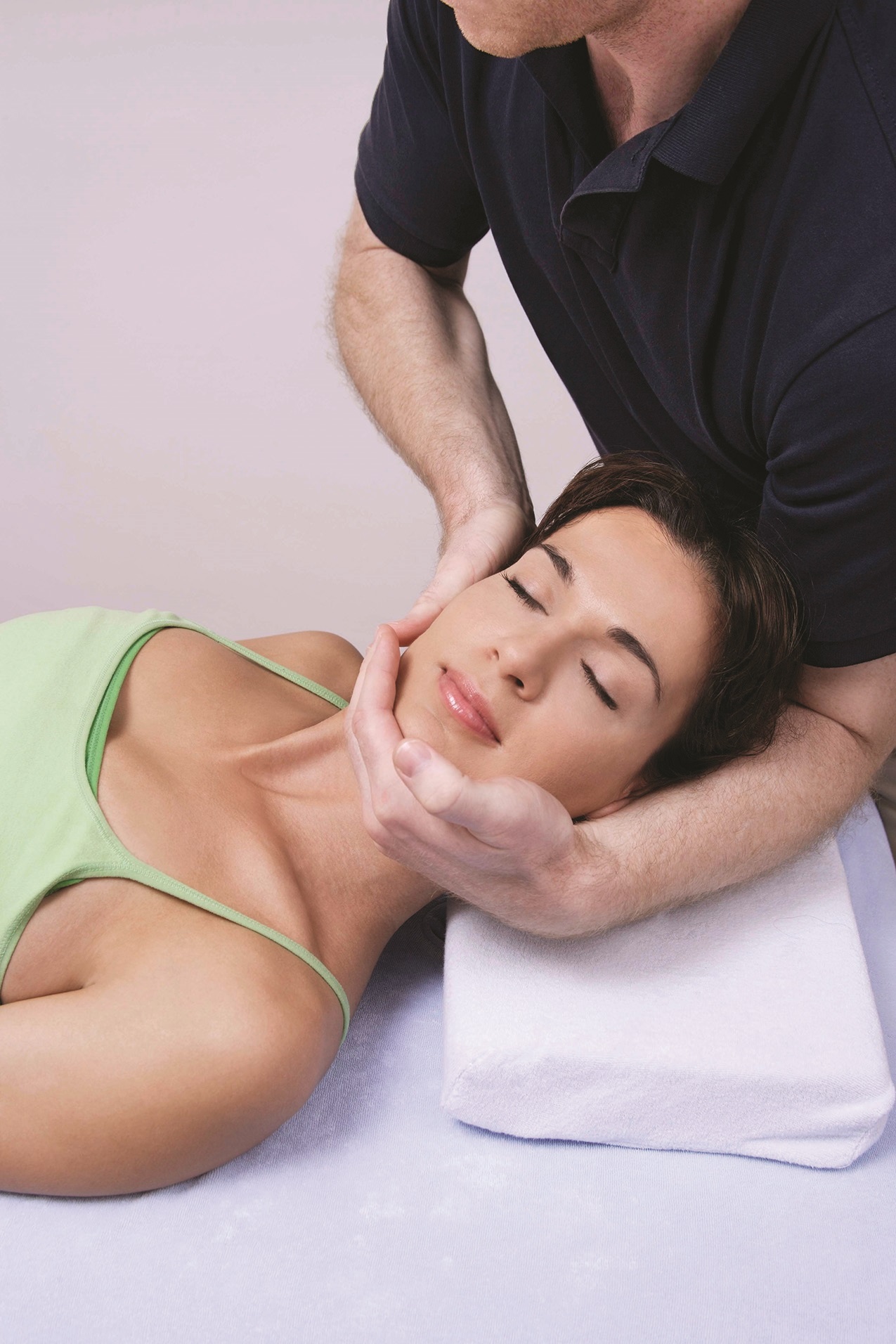 Reduce accident  pain and heal with  chiropract - Cover Image