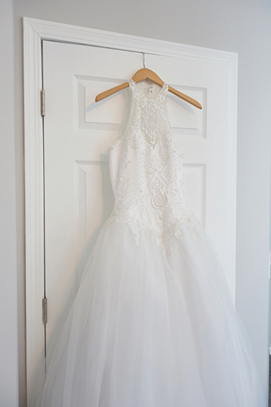 7 ways to recycle a wedding gownng - Cover Image